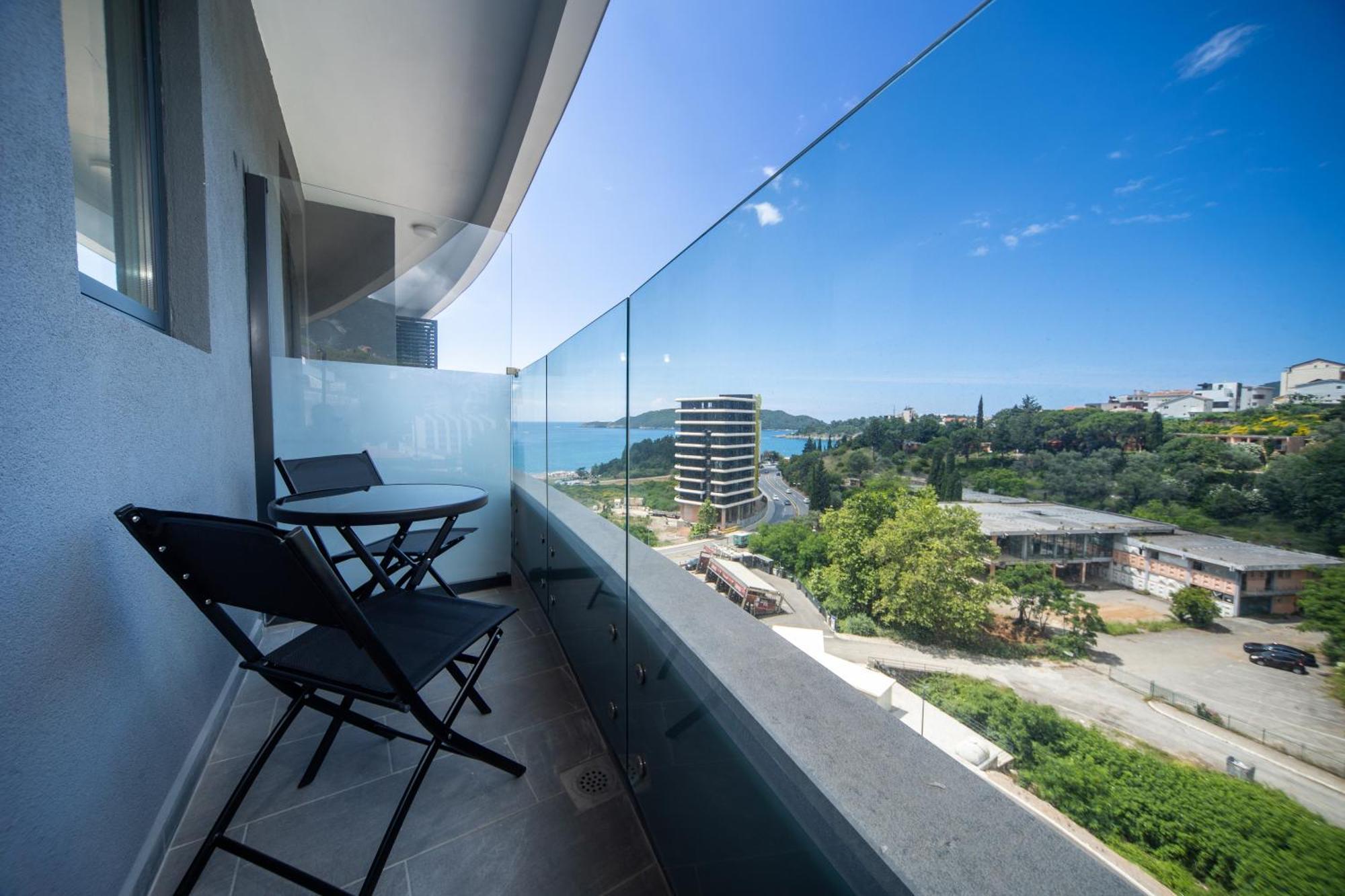 La Barca Apartments เบชิชิ ภายนอก รูปภาพ